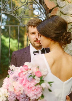 Красивые позы для свадебной фотосессии