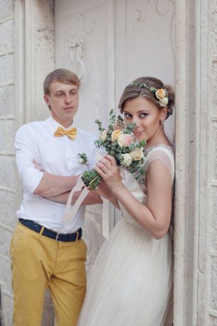 Фотосессия у старинных дверей