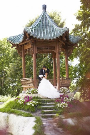 Фотосессия в оригинальной беседке