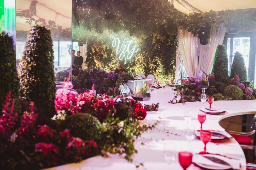 Wedding V&G (2017) 
Concept: VNV Production & Мария Каменская Decor: Мария Каменская Photo: Misha Moon , Ivan Gushchin Location: Soho Country Club