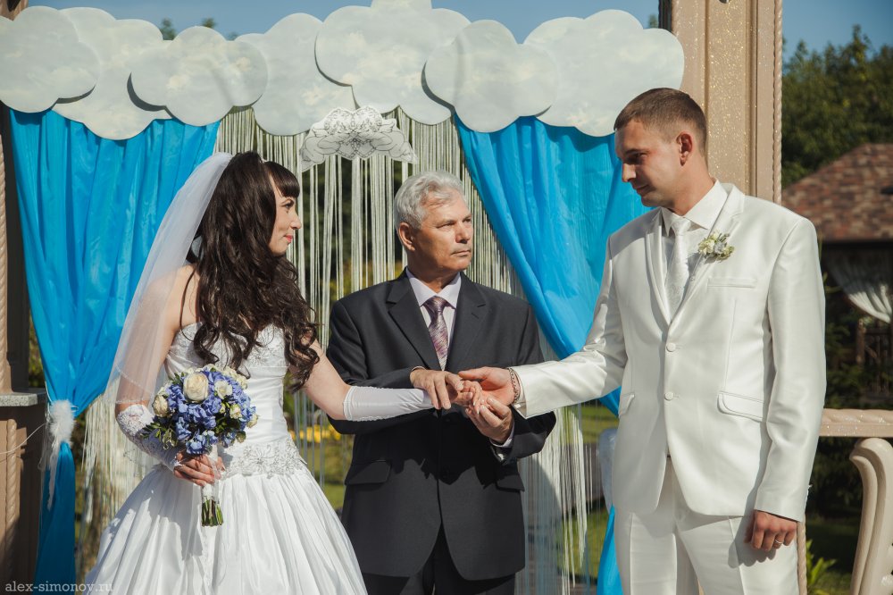 Александр и Анастасия
Динамичная и очень веселая свадьба

Dream-weddings.ru
(8482) 623-902
Организация свадьбы в Тольятти