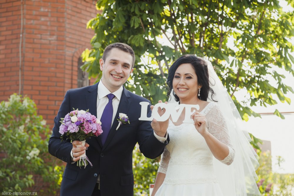 Евгений и Галия
Dream-weddings.ru
(8482) 623-902