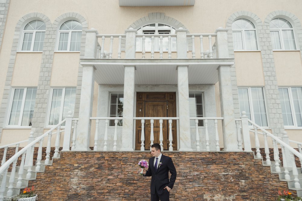 Евгений и Галия
Dream-weddings.ru
(8482) 623-902