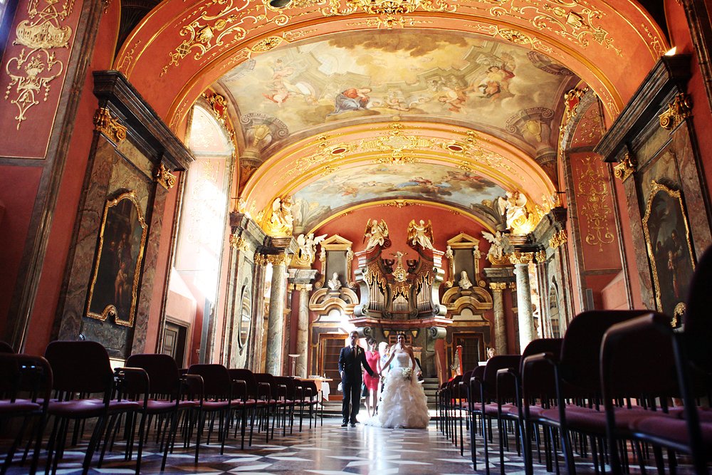 Свадьба в Чехии с HoneyWedding. Ирина и Егор, Прага, апрель 2012, фото Анна Щелкунова