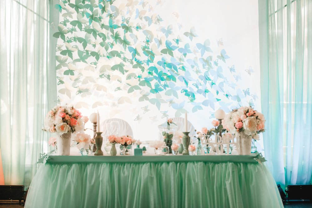 WeDoAgency. Стол для невесты и жениха. Свадьба в Москве, Июнь 2013