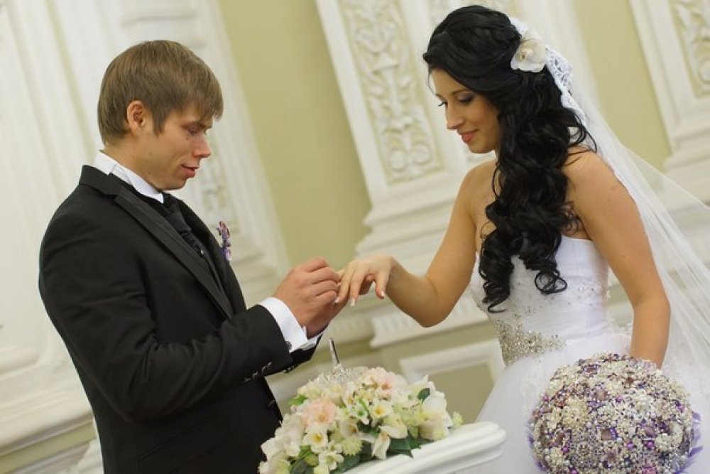 букет из брошек 