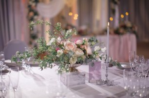 Нежная весенняя свадьба. Декор гостевых столов