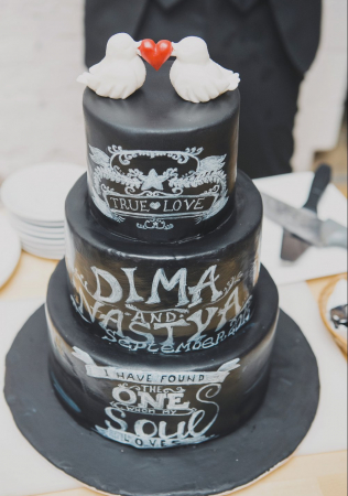 черный свадебный торт, организатор LUCKSHERRY WEDDING