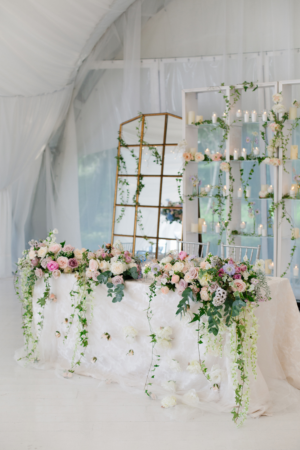 Свадьба в Валуево\
Агентство: Wedding Atelier 
Фотограф: Марина Муравник 
Декор: Latte Decor