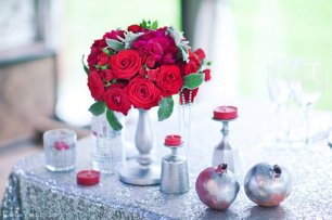 Розы в вазе