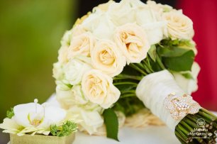 Бежевый свадебный букет