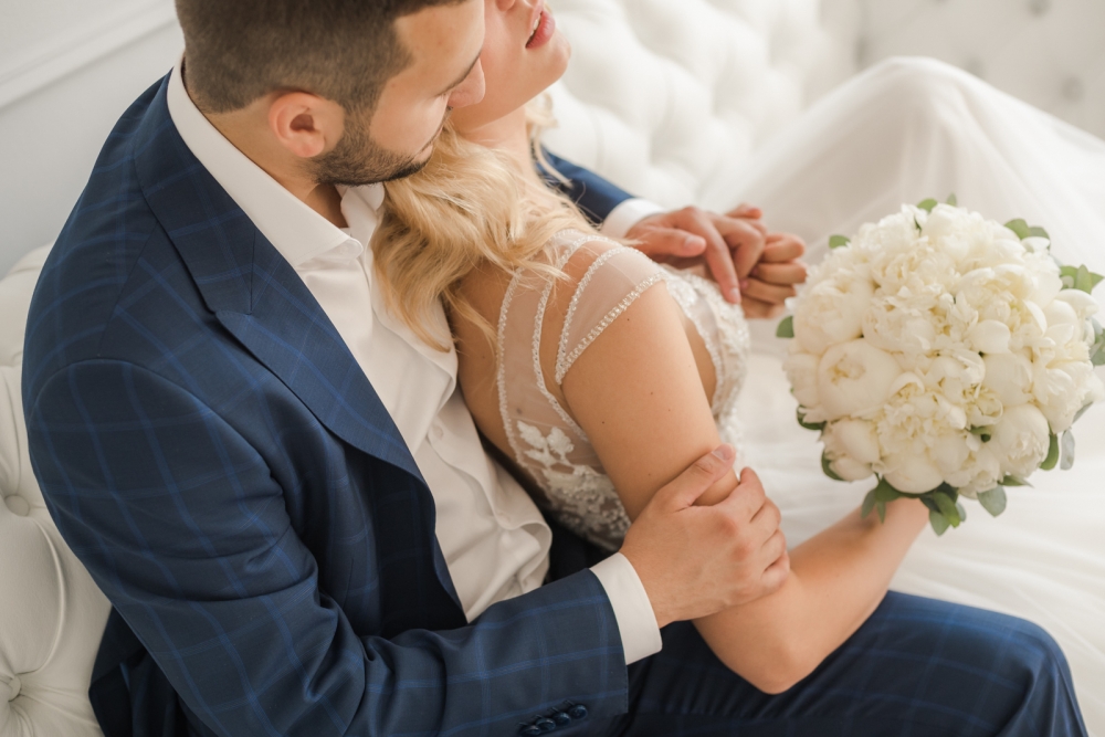 WHITE PEONIES | Денис & Виктория
Организация и координация / PERFECTO WEDDING 
Фотосъемка / Олег Шашков
Аксессуар в прическу / Екатерина Захарова
MUAH / Conception_ekb
Фотостудия / Villa Nina