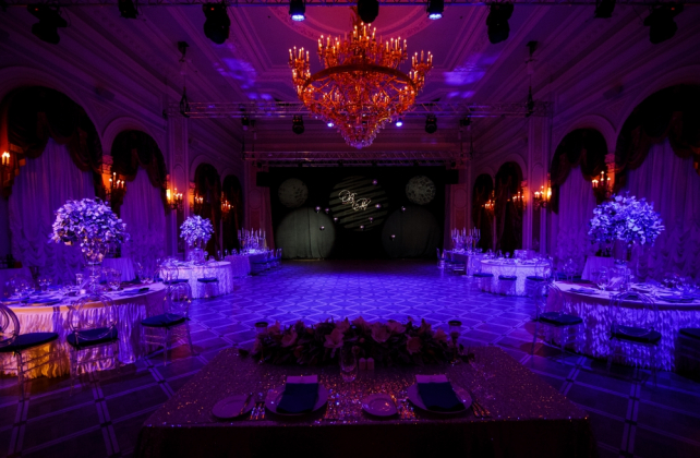 освещение на свадьбе, освещение на свадьбе, цветная подсветка свадебной площадки, АПЕЛЬСИН WEDDING COMPANY