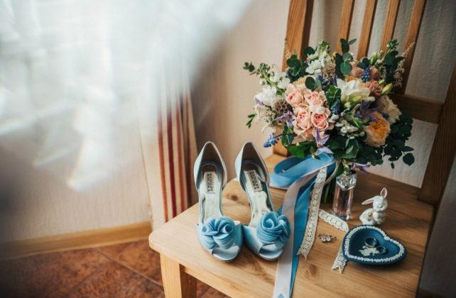 свадебные туфли с тканевым декором, организатор АНАСТАСИЯ КИКИНА