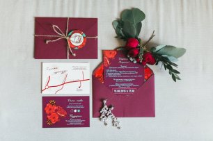 Cвадебная полиграфия  в гранатовом стиле