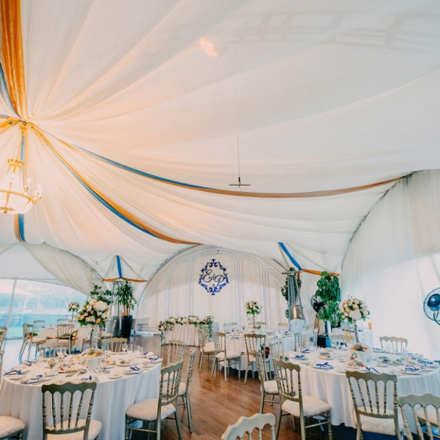 Вдохновение: оформление свадебного шатра