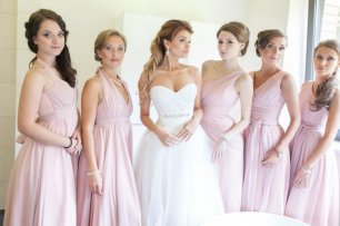 Невеста с подружками