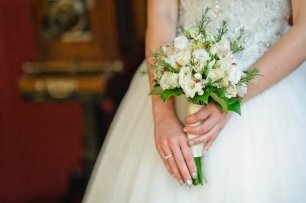 Белый букет на свадьбу