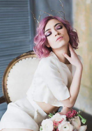 невеста с розовыми волосами, организатор MARMELAD WEDDING
