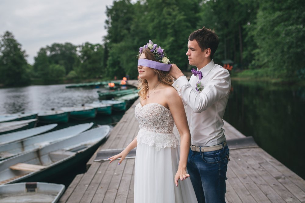 In a lilac boat - love story Лёня и Вика