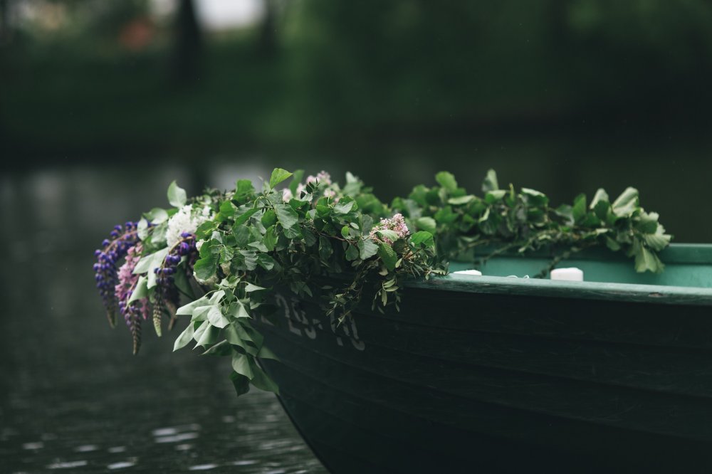 In a lilac boat - love story Лёня и Вика