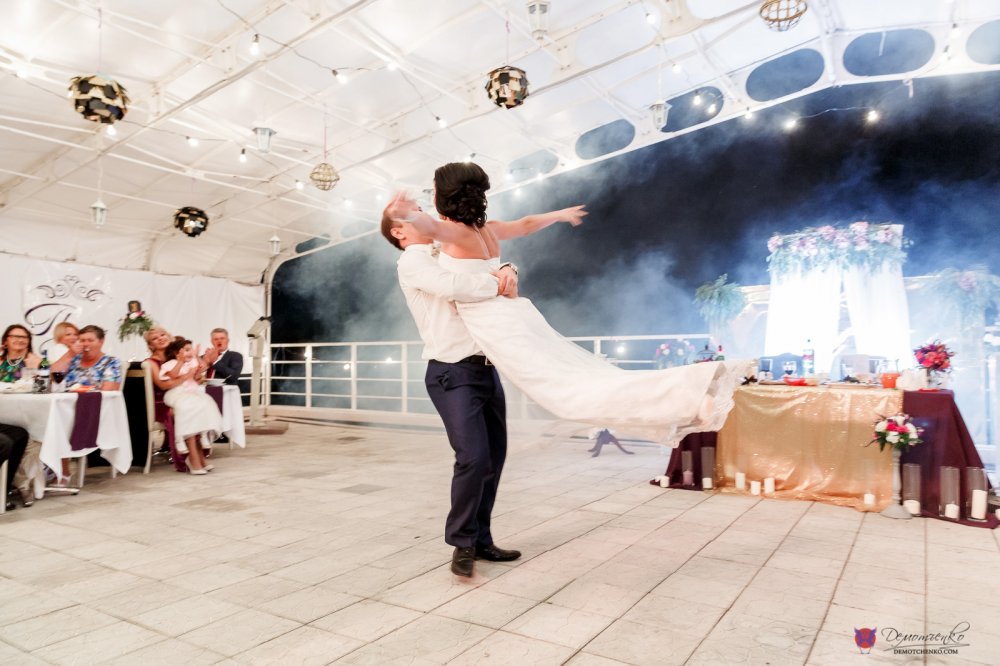 Петр и Маргарита
Свадьба в Самаре
Свадьба в Тольятти