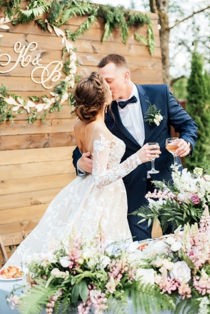 Свадьба на открытой площадке