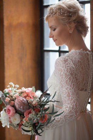 Букет невесты с протеей