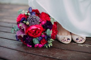 Яркий букет невесты