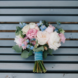 Свадебный букет 2019: три свежих тренда, которые покорят сердца невест