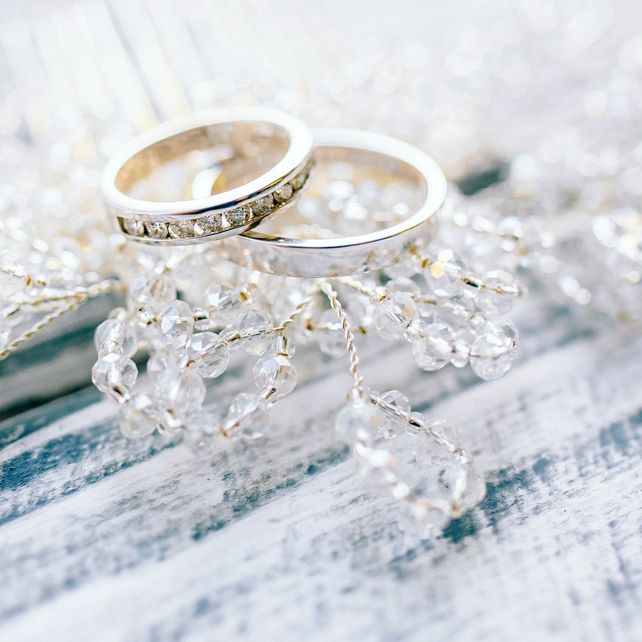 Свадебные серьги: какие выбрать невесте