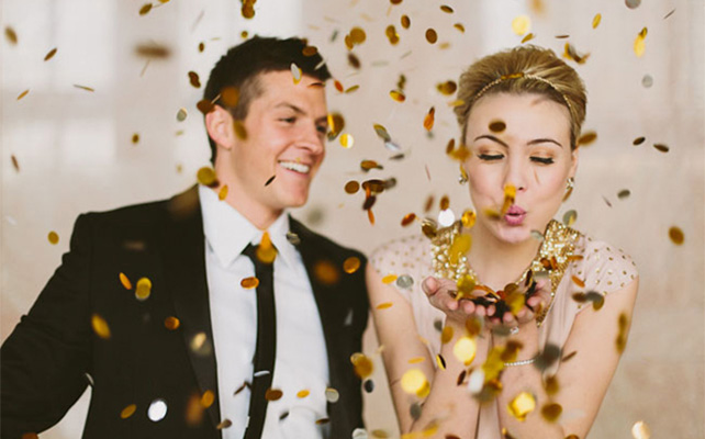 Конфетти в новогоднюю ночь: фото влюбленных идеи 