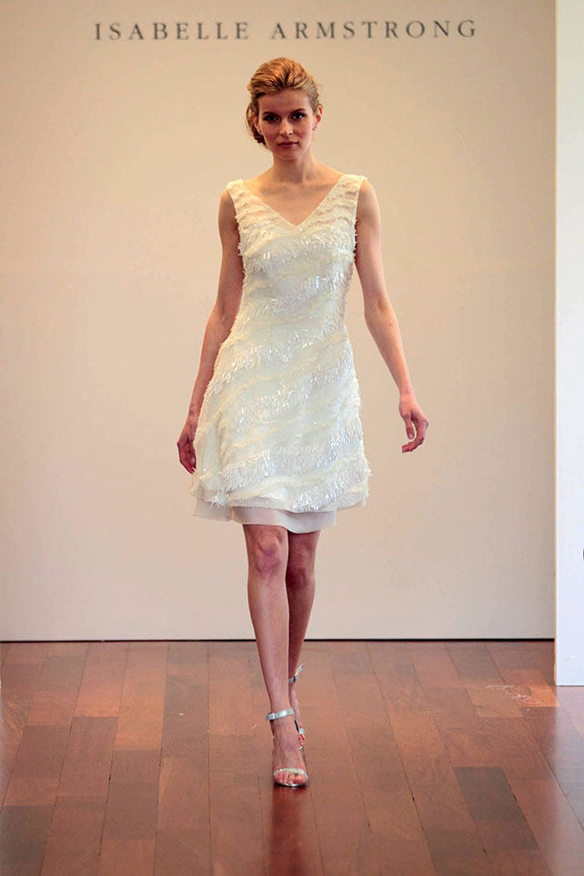 короткие свадебные платья