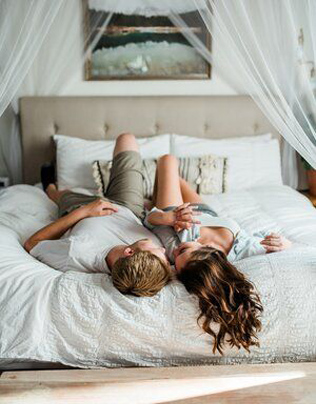 Валяйтесь в постели весь день 