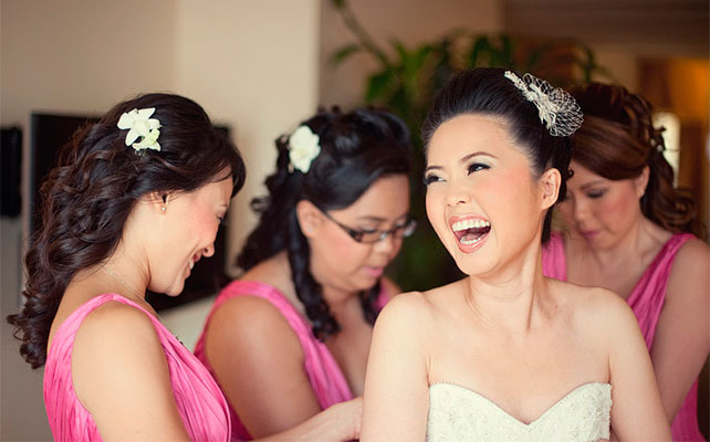 эмоциональные фото невесты и подружек