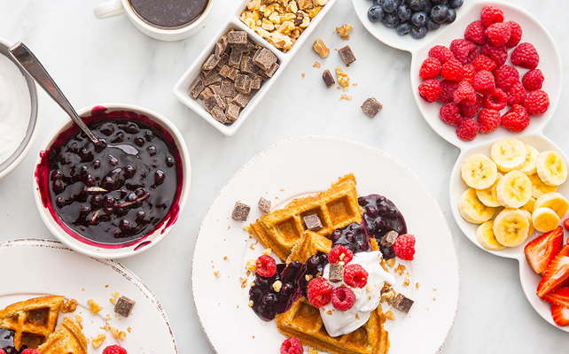 идеи для летнего свадебного меню, вафельный бар на свадьбе