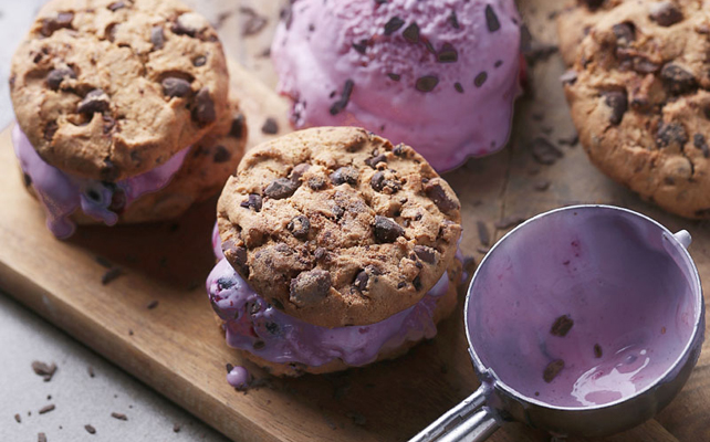  идеи для летнего свадебного меню, сэндвич с мороженым для свадебного банкета, фуршета