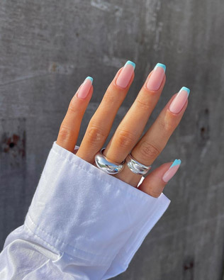 модный маникюр 2021, французский маникюр для невесты 