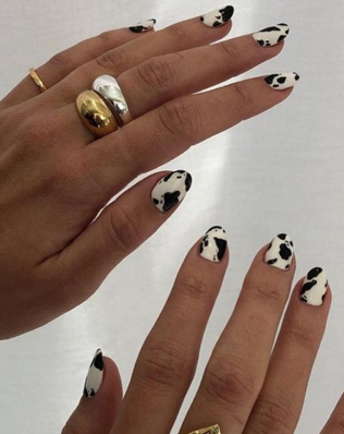 модный маникюр 2021, чёрно-белый маникюр для невесты 