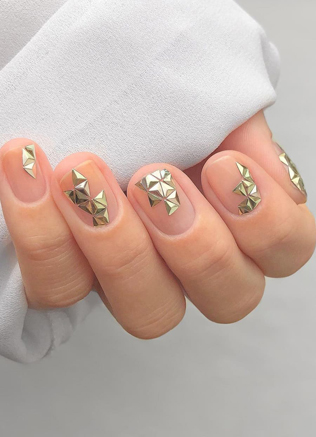 модный маникюр 2021, маникюр металлик для невесты 