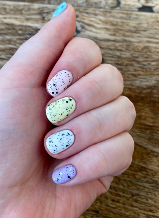 модный маникюр 2021, пастельный маникюр для невесты 