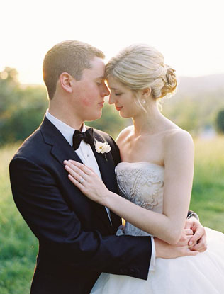 Свадебное вдохновение: 10 видов декольте 