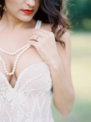 Свадебное вдохновение: 10 видов декольте 