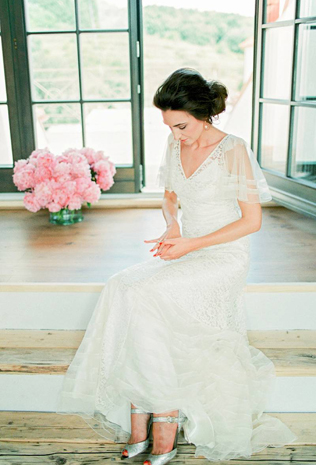 Свадебное вдохновение: 10 видов декольте 