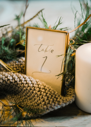 вязаная свадьба, вязаный раннер на стол и номер стола 