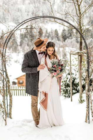 100 примеров зимних свадебных фото 