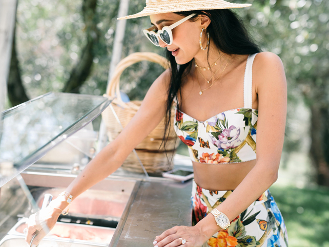 свадьба у бассейна, подружки невесты 