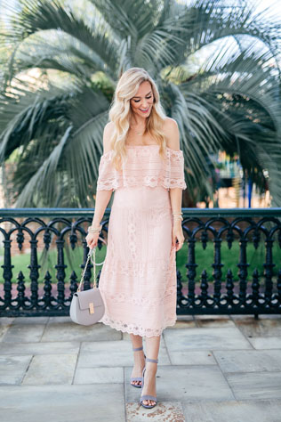 свадьба у бассейна, подружки невесты 