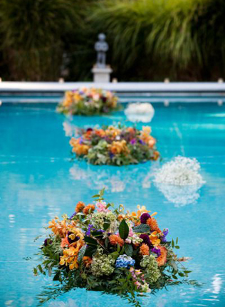свадьба у бассейна, флористика и декор 