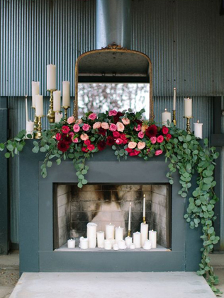 зеркало в свадебном декоре, welcome-зона с зеркалом и камином 